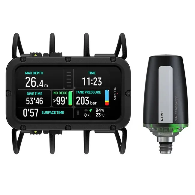 suunto-nautic-with-bungee-cord-and-tank-pod