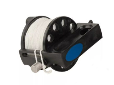 Halcyon: Defender Pro 200 /  60 m wit reel